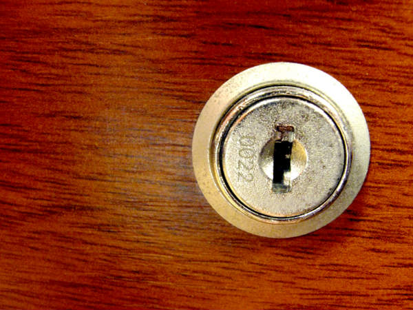 Reasons for having Android phone with Micro SD card - Ownership of data