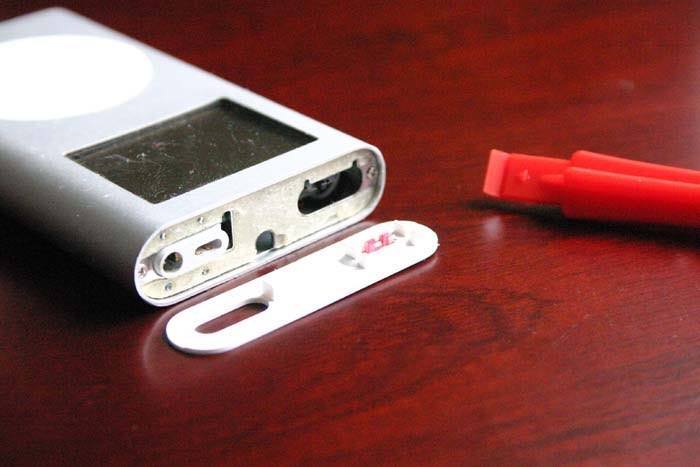 ipod-refurb-covers-off ipod-refurb-covers-off