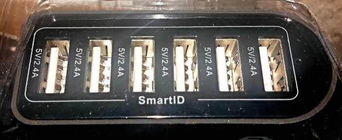 iClever 6-Port Charger closer look.