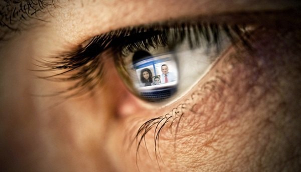 4kphone-eyescreen 4kphone-eyescreen