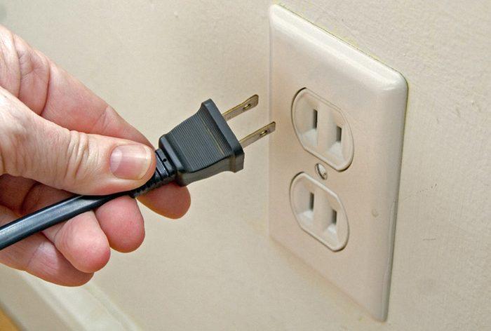 Protect-Your-Home-unplug-appliances