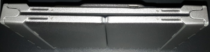 iclever-tri-folding-keyboard-charging-port