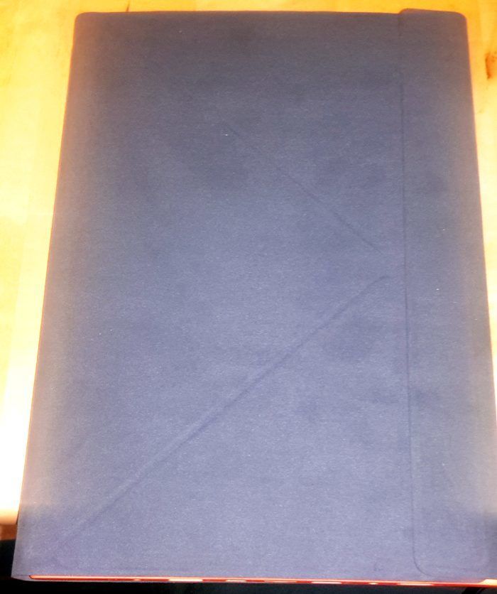 iclever-windows-tablet-cover-closed