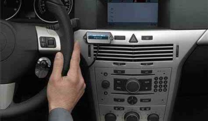 Bluetooth-Uses-in-cars