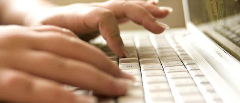 How to Use Google Hangouts on Pidgin with the Purple Hangouts Plugin