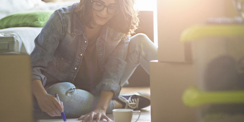 Tech Tools to Calculate the Cost of Living on Your Own Featured Image