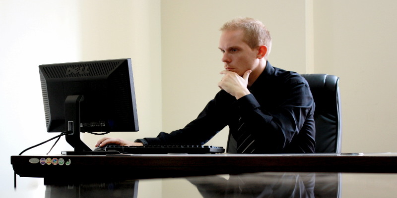 How to Easily Diagnose Connection Issues Using Traceroute in Windows Featured Image