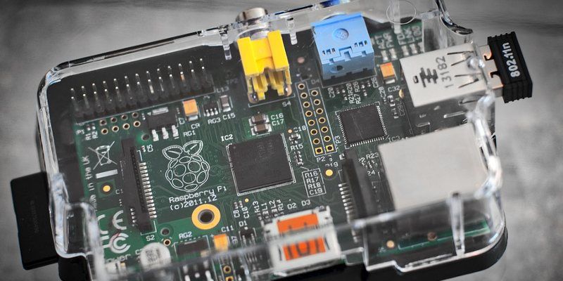 4 of the Best Linux Distributions You Can Run on ARM Devices Featured Image