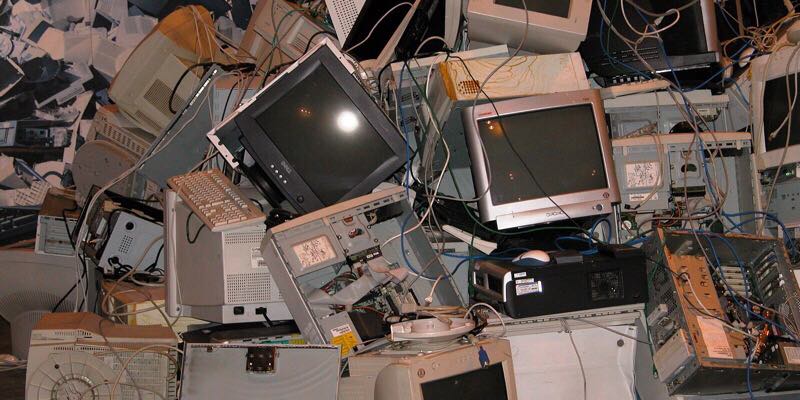 What Old Tech Are You Hesitant to Give Up? Featured Image