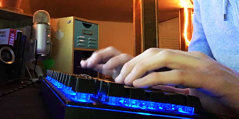 4 of the Best Keyboards for Writers Featured Image