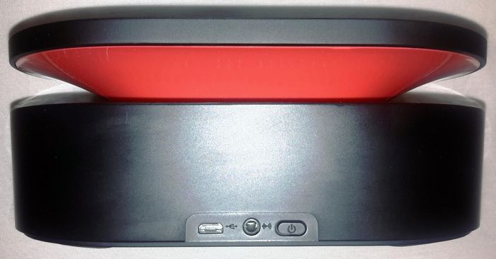 oaxis-bento-speaker-port-jack oaxis-bento-speaker-port-jack