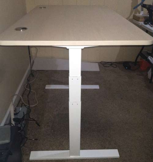 smart-desk-2-standing-side-view