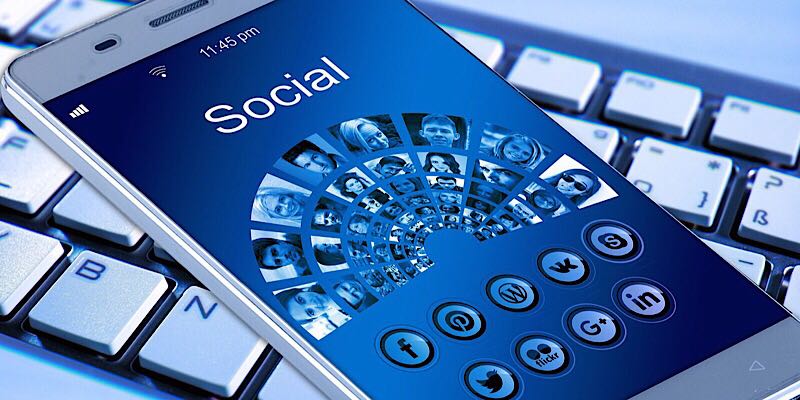 Is Social Media Responsible for All the Bad That Is Happening in the World? Featured Image