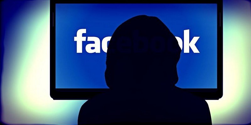 How to Download Videos from Facebook Featured Image