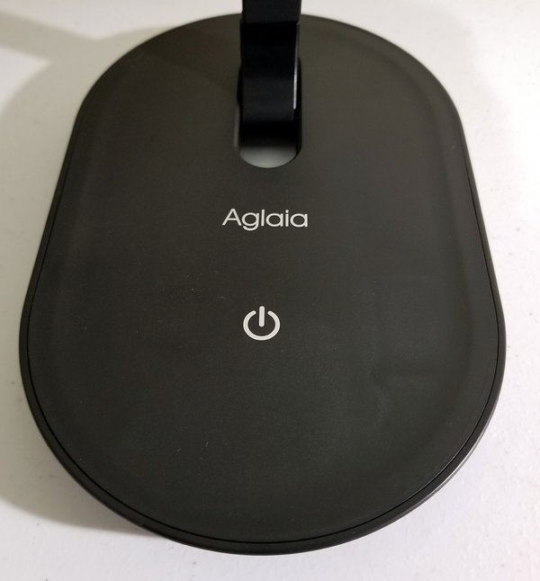 aglaia-desk-lamp-base-power-button