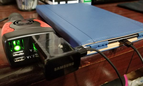 bestek-power-inverters-150w-charging