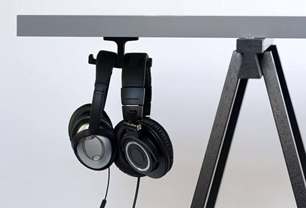 headphone-stand-anchor