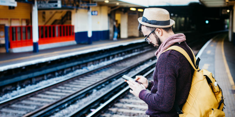 How to Save Data When Using Your Favorite Social Media Apps Featured Image