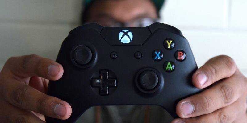 How to Connect an Xbox One Controller to Your PC Featured Image