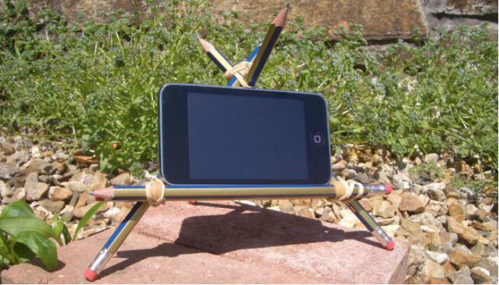 diy-phone-stand-pencil diy-phone-stand-pencil