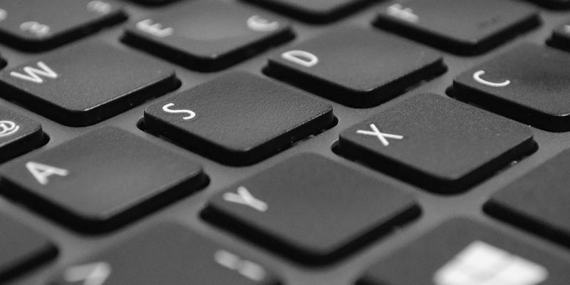 Useful GNOME Shell Keyboard Shortcuts You Might Not Know About Featured Image