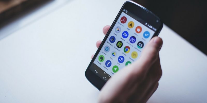 How to Sideload Apps in Android Oreo Featured Image