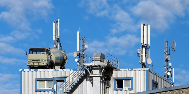 How Location Tracking Works Over the Internet