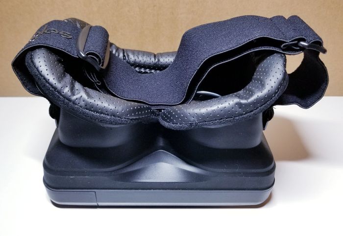 moggles-adjustable-strap