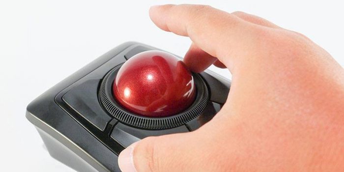 trackball-vs-mouse-hero trackball-vs-mouse-hero