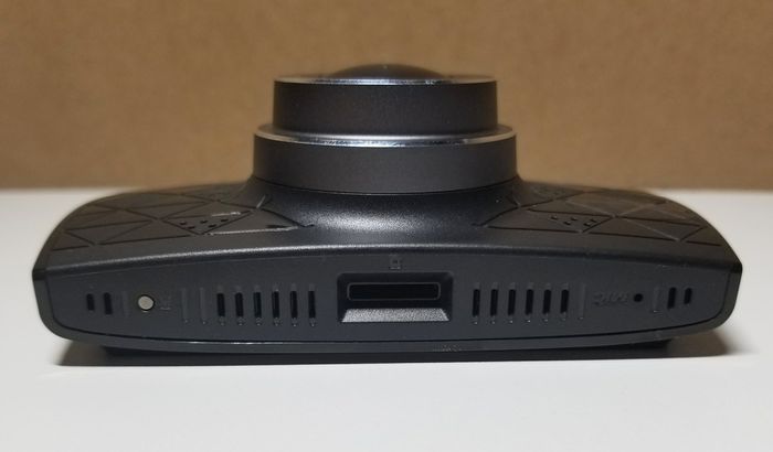 z3-plus-dash-cam-bottom