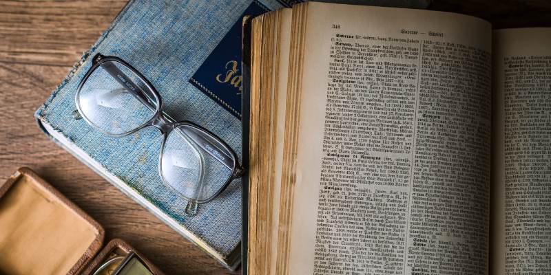 How to Research and Cite Articles in Google Docs Featured Image