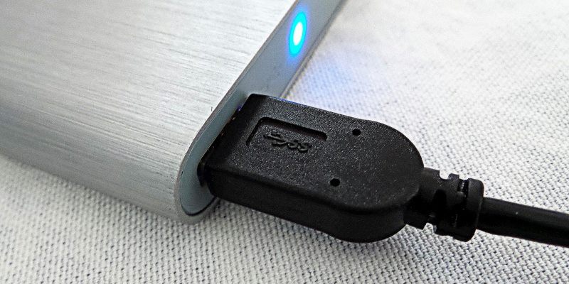 Do We Really Need To “Safely Remove” USB Devices? Featured Image