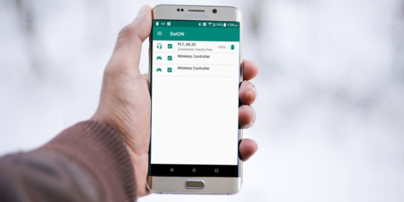 How to Check Battery Life for Paired Bluetooth Accessories on Android Featured Image