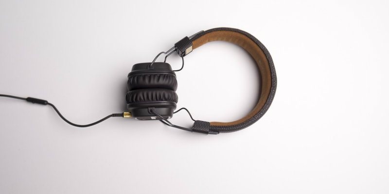 Things to Look Out for When Buying Headphones Featured Image
