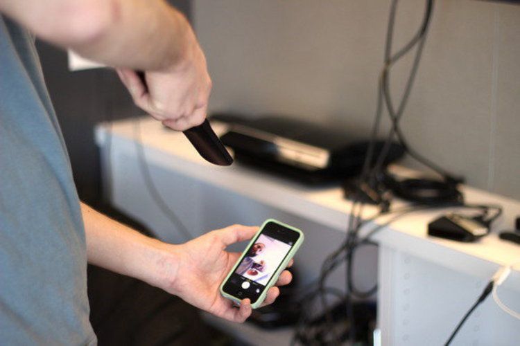 test-remote-batteries-with-a-smartphone