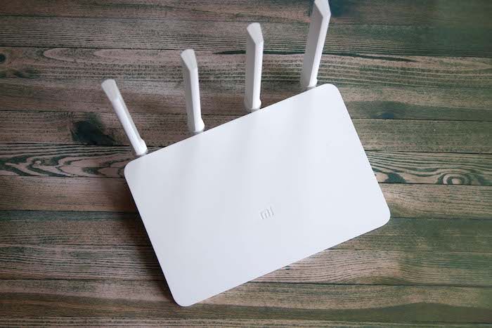 xiaomi-miwifi-router3-full-top-above xiaomi-miwifi-router3-full-top-above