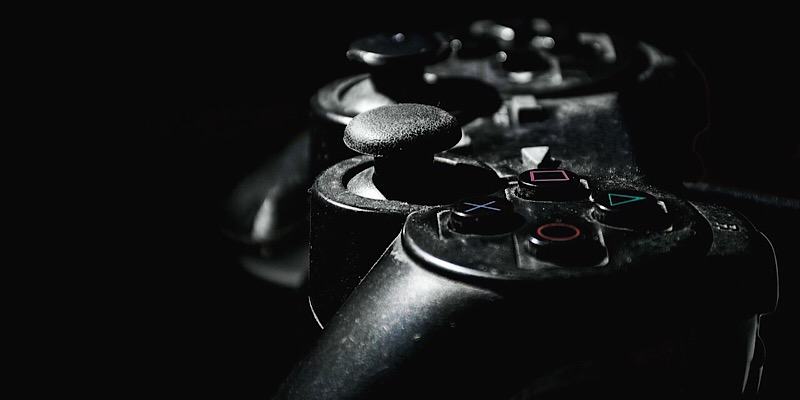 Study Shows Smartphones and Video Games Affect Teens Sleep, Making Them Sadder Featured Image