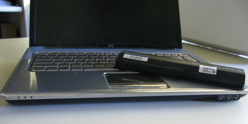 What Does “Plugged In, Not Charging” Mean with Laptop Batteries? Featured Image