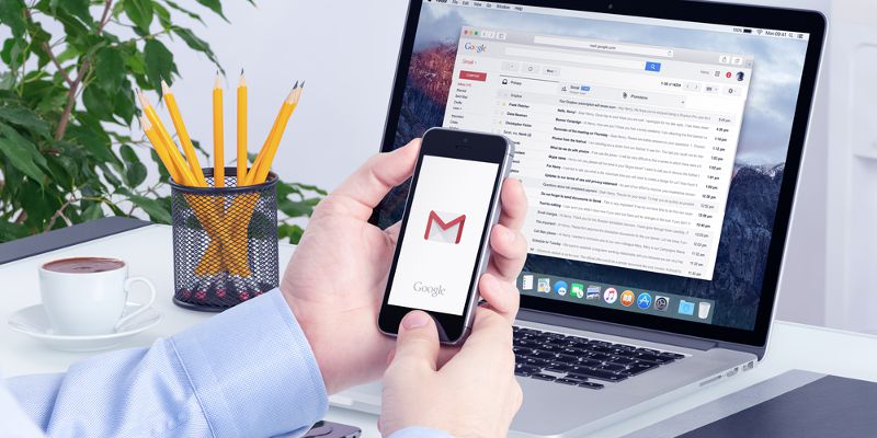 access-gmail-emails-featured