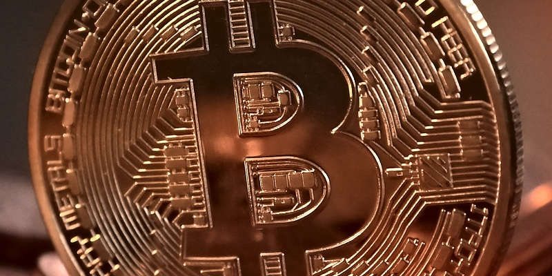 6 Strategies for Safe Cryptocurrency Trading Featured Image