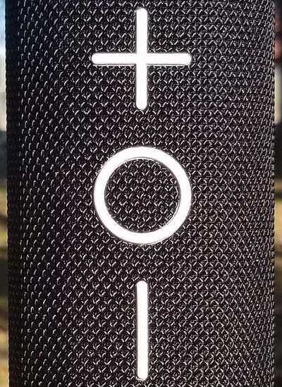 tribit-x-boom-front-buttons tribit-x-boom-front-buttons