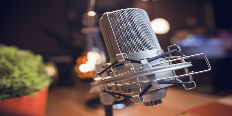 2 Android Apps to Create a Voice Parody Featured Image