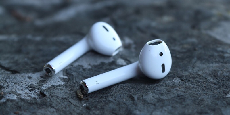 Apple’s AirPods Live Listening Feature Can Be Used for Spying Featured Image