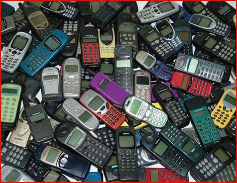 planned-obsolescence-old-phones