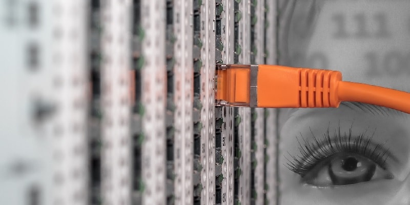 How to Use Reverse SSH Tunnel to Allow External Connections to Your PC Featured Image