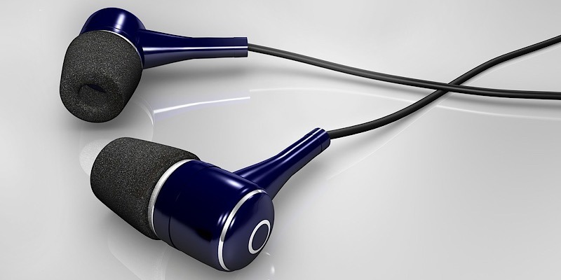 Streaming Music the Main Way We Listen to Music at 75% of 2018 Revenue Featured Image