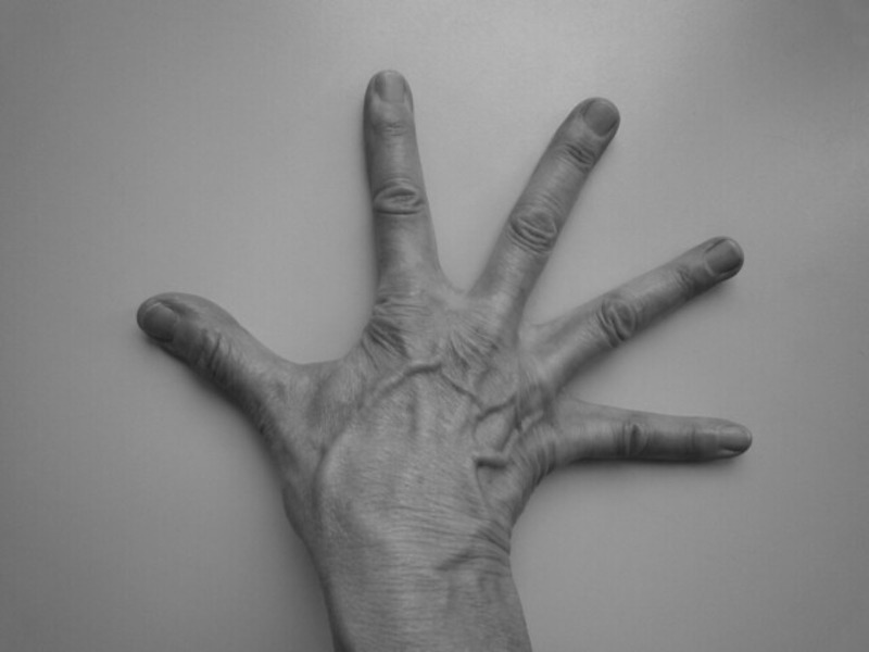 Phone Joint Pain Stretching Excercise