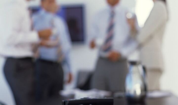 Phone To Projector Presentation