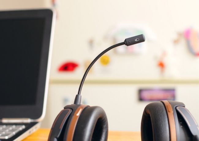 Voice Dictation Tips Microphone Speaker