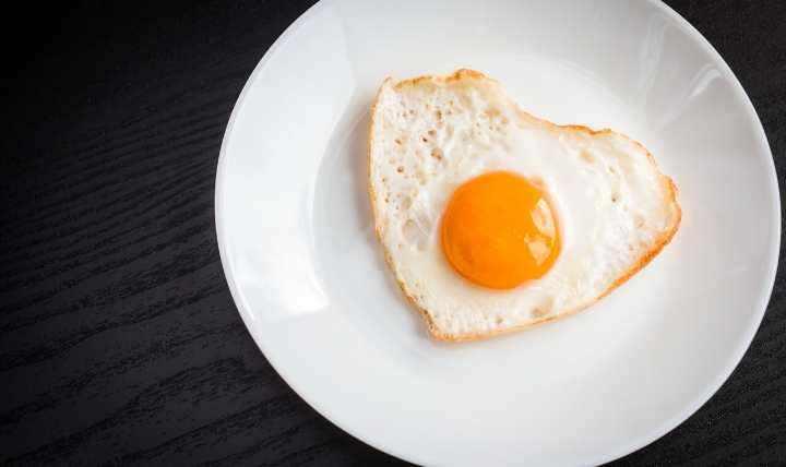 Cell Phone Myths Cook Egg